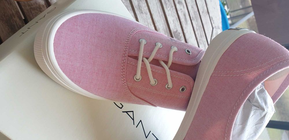 %ПРОМО% GANT № 40 & 41 – Дамски кецове с бродирано лого "NEW HAVEN"