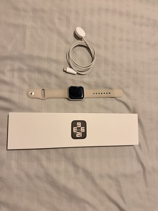 Apple Watch SE (Gen 2)