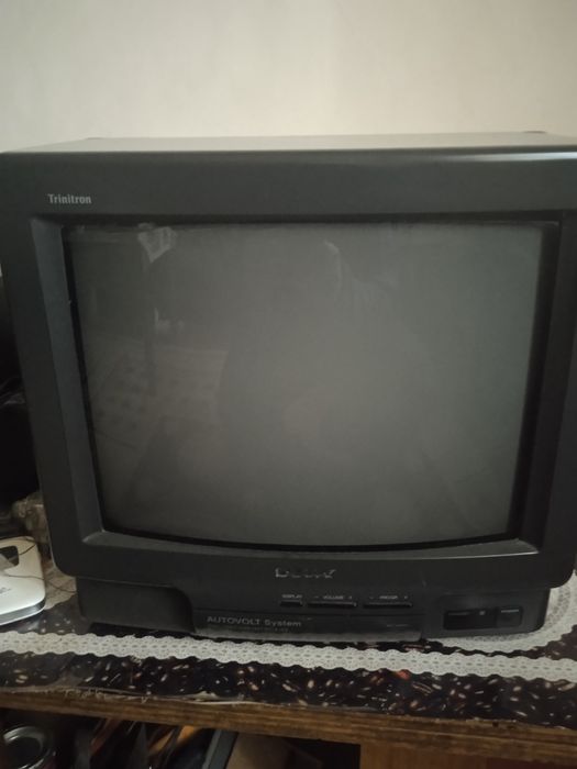Sony trinitton телевизор
