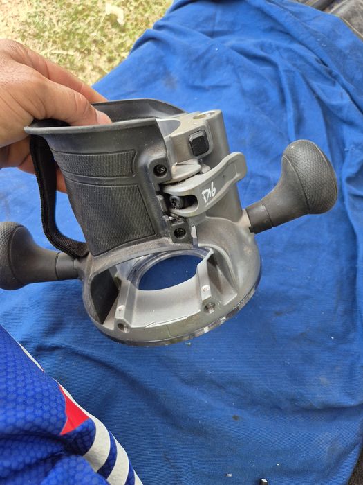 Suport freză milwaukee m18 fuel