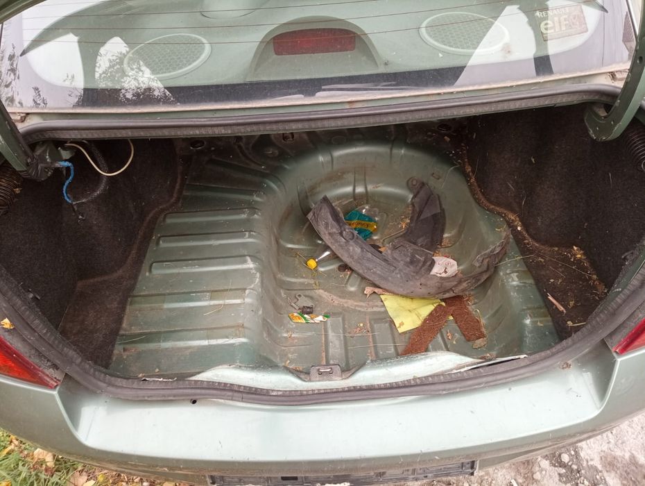 Renault Symbol avariat