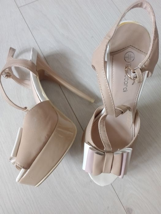 Сандалии босоножки туфли платформа каблук обувь