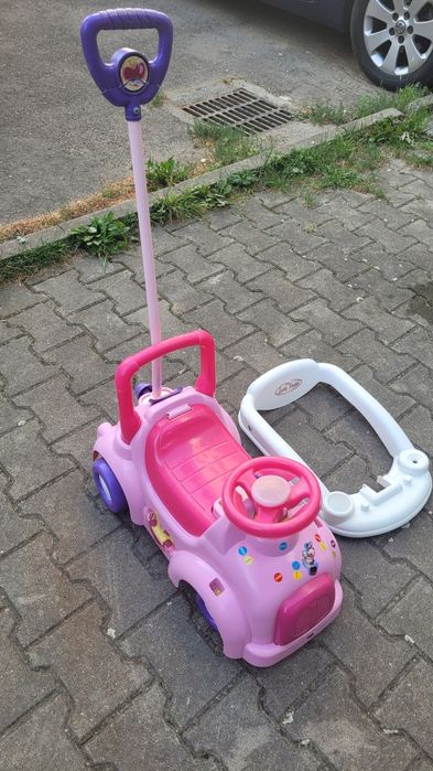 Masinuta pentru fetite