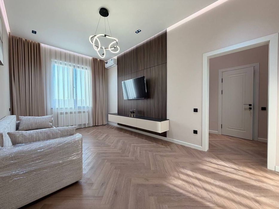 Sayram Avenue Продается 2 комнатная квартира ремонт Буз Базар