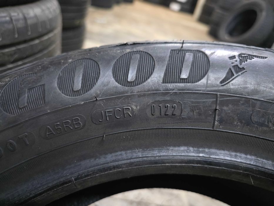 Нови летни гуми 195 60 15 - Goodyear