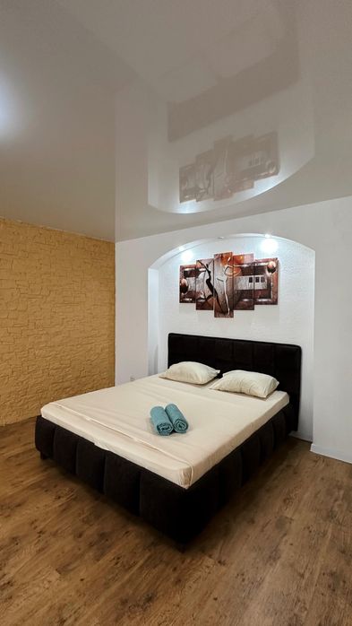 Посуточно  студия для двоих (Манакбай,Барыс ,)