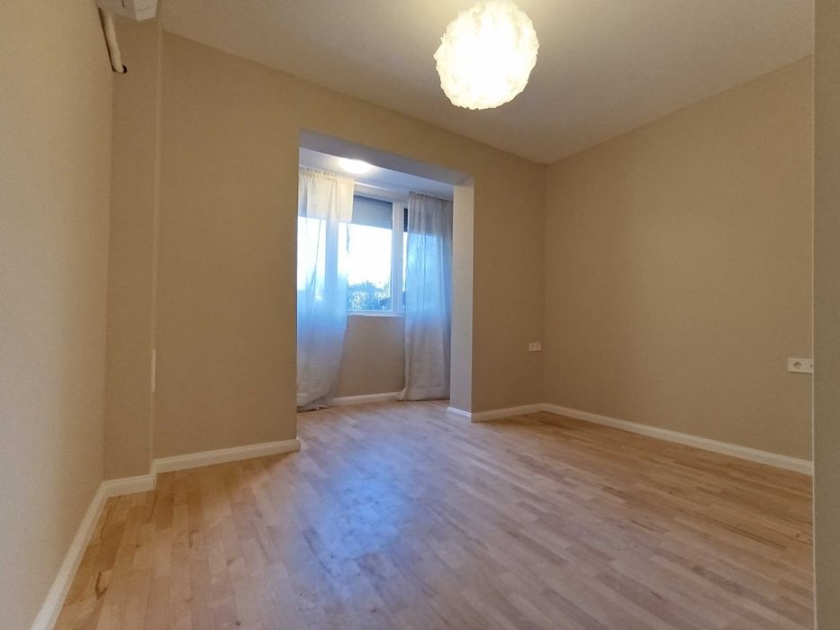 Продава се Тристаен апартамент в София, Люлин 5 - 87 кв.м за 1137 €/кв.м - Снимка #8