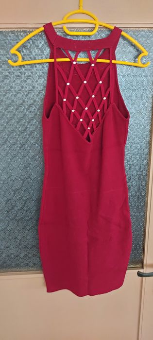 Червена секси рокля