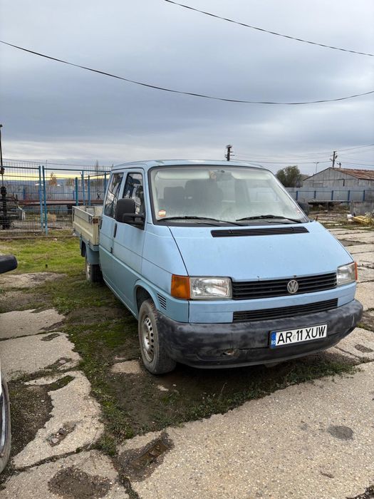 Vand doua autoturisme VOLSWAGEN TRANSPORTER