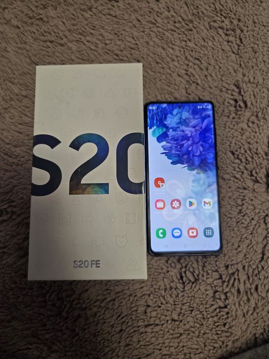 Samsung      S20