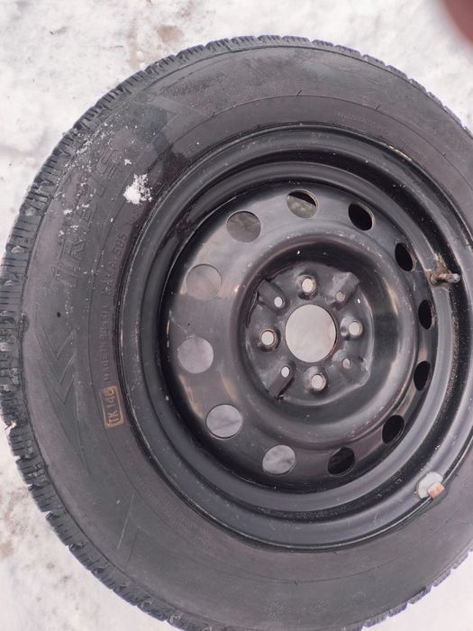 Продам колеса комплект зима ваз