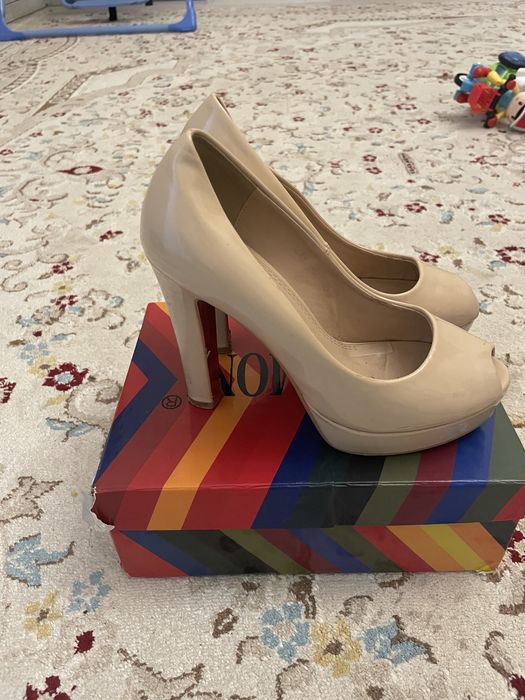 Женский туфли