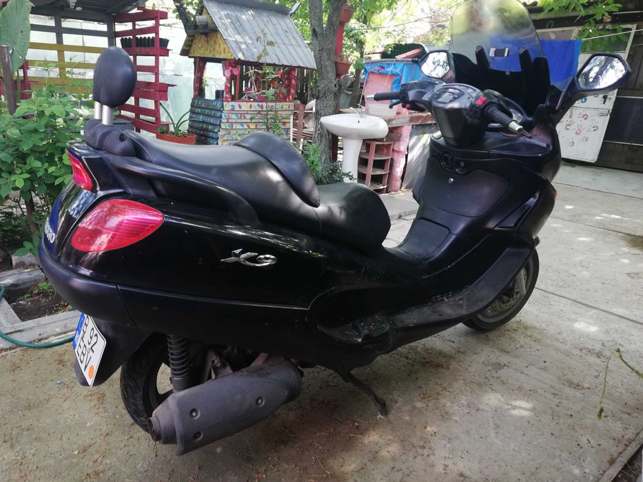 Maxi-scuter Piaggio X 9- 250 cm3,