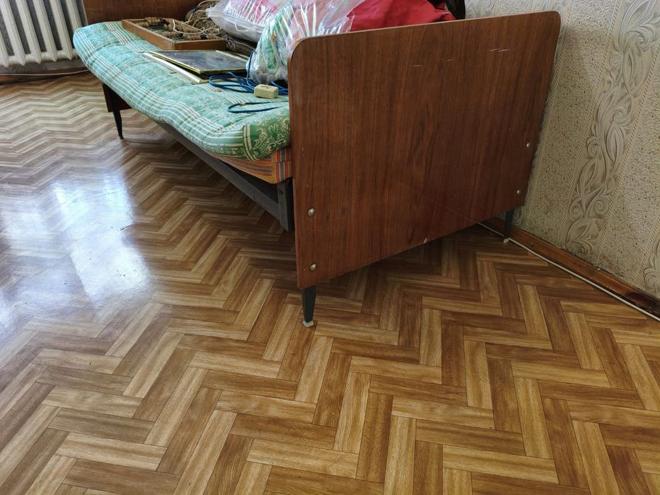 Продам кровать на панцирной сетке