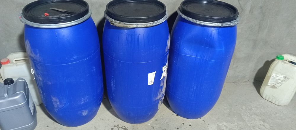 Пластмассовая бочка 120 л