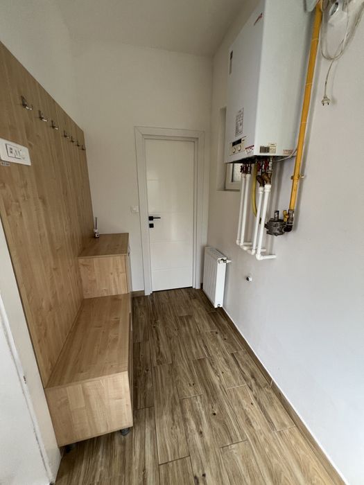 Inchiriere apartament 4 paturi + curte si terasa, echipe sau grupuri