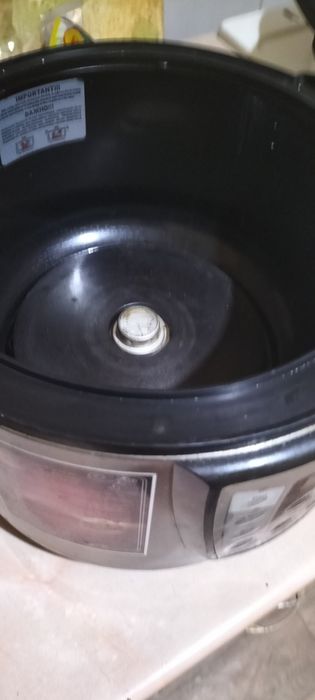 Продам мультиварку