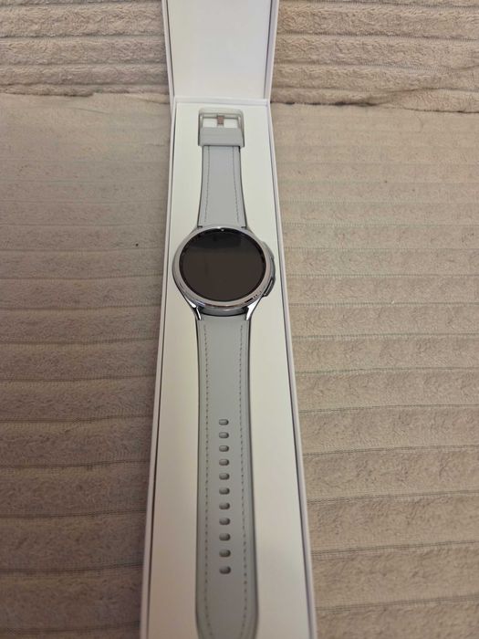 Samsung Galaxy Watch 6 Classic, 47mm, BT, Alb, nou