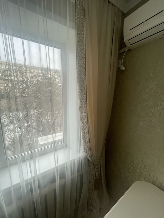 Плртьеры очень красивые , велюр