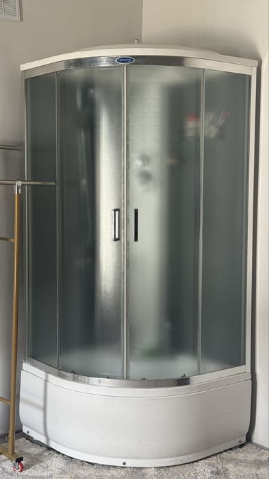 Продается душевая кабина