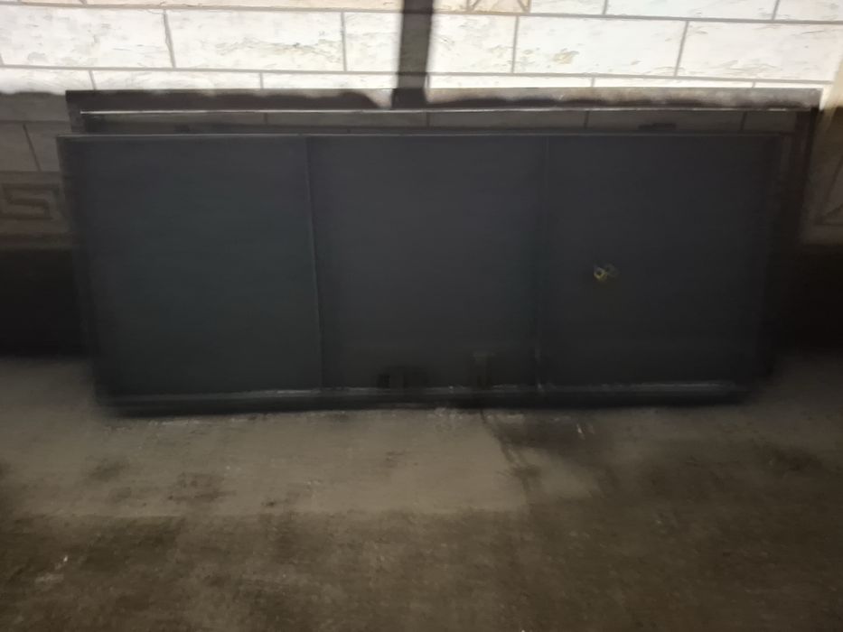 Продам дверь железная