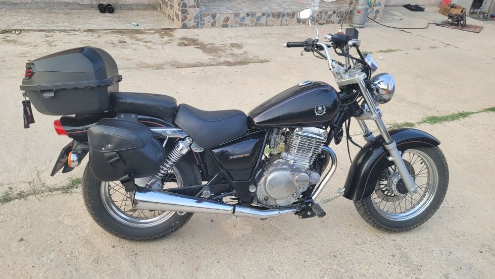 Motocicleta de vinzare suzuki marauder