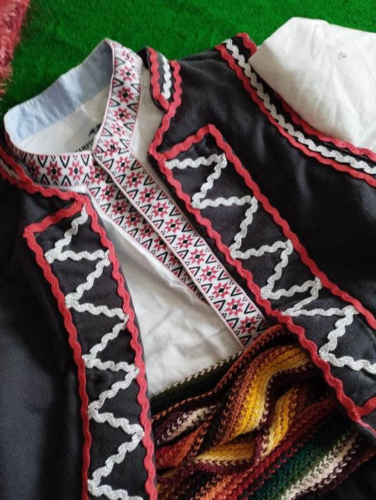 Народни носии за 7 -8 годишни момчета