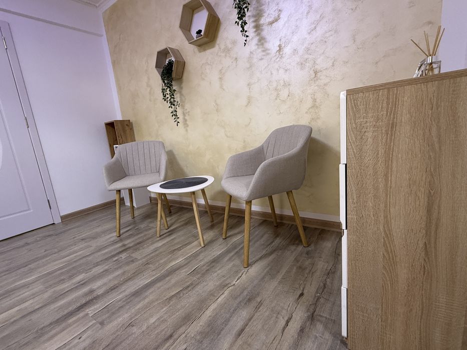 Inchiriez apartament!!