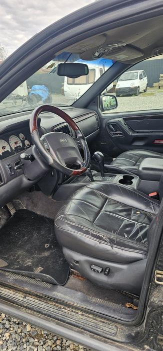 Dezmembrez jeep grand cherokee v8 4.7