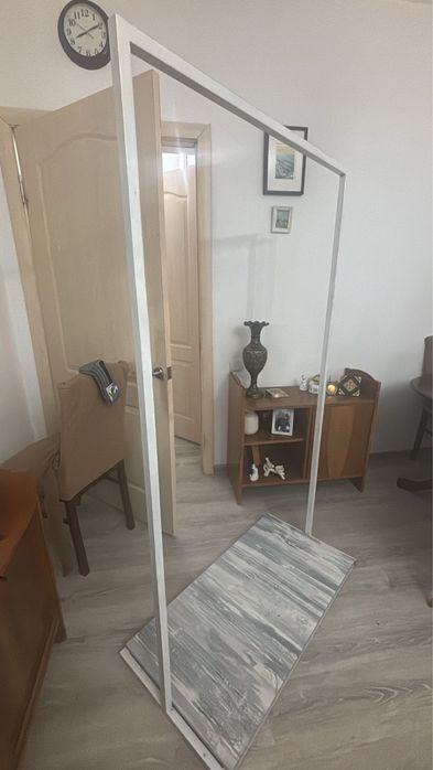 Продам рейл для одежды