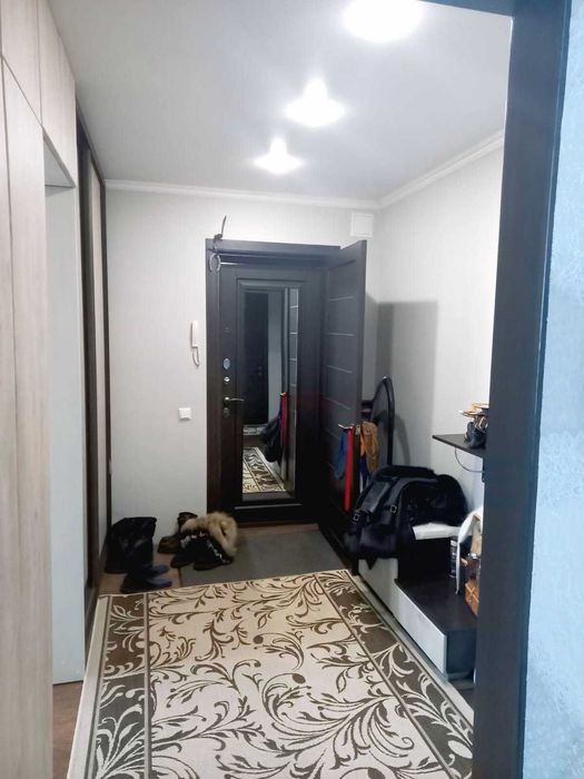 Продам 2 комнатную квартиру ленинградку