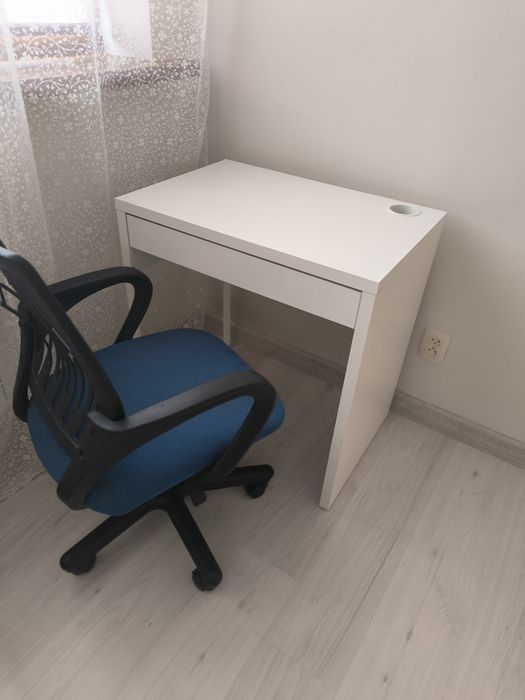 Стол письменный IKEA Mikke