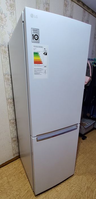 в продаже новый холодильник
