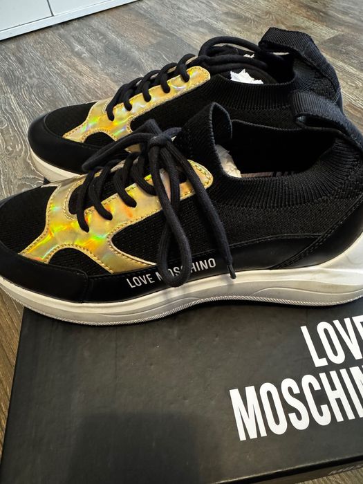 Обувки Moschino 38 номер