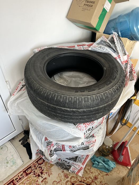Продам шины, стояли на прадо