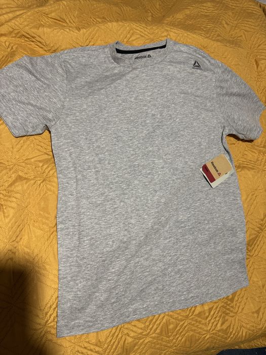 Оригинална мъжка тениска reebok