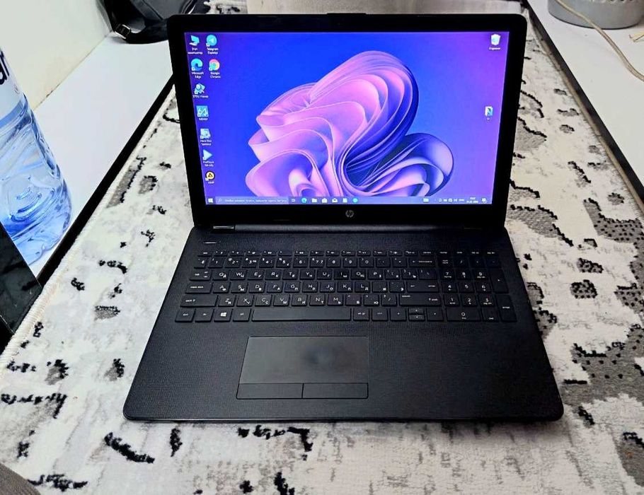 Hp Noutbuk  offisnoy