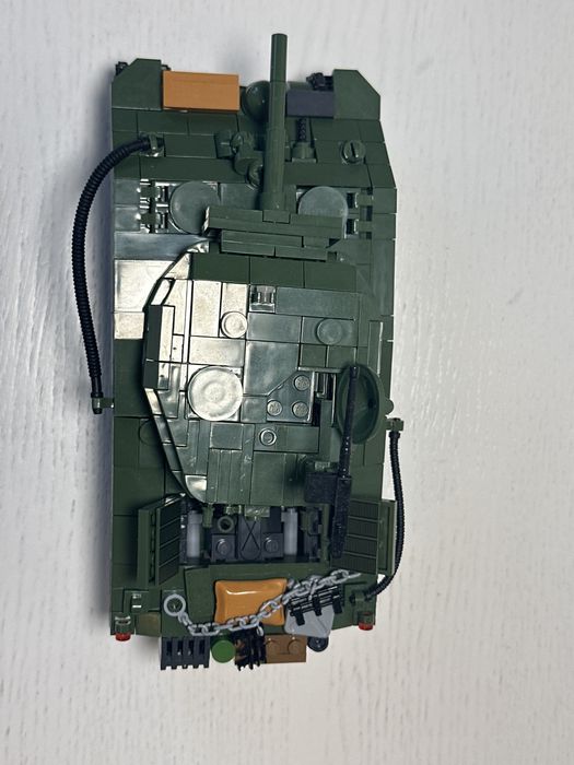 Lego sherman tanc