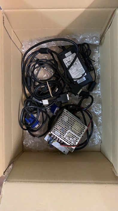 Monitoare 22" touchscreen open frame