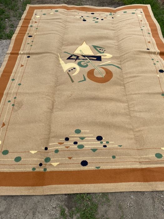 Большой качественный ковер / палас