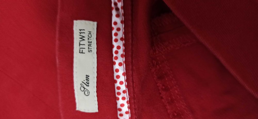 Pantaloni Weekend by Max Mara rosii marimea  40