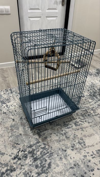 Продается клетка для попугая