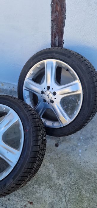 Джанти с чисто нови зимни гуми 19"  Мерцедес