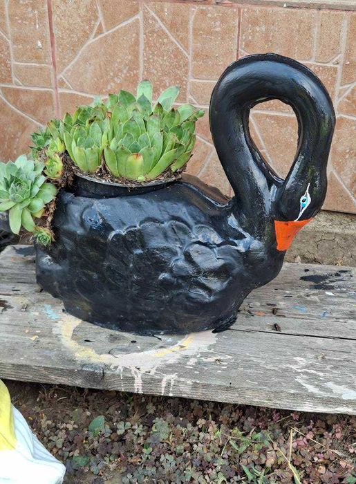 Decoratiuni de gradina realizate manual