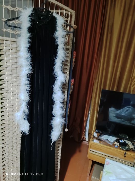 Отдам платье для девочки. За фрукты.