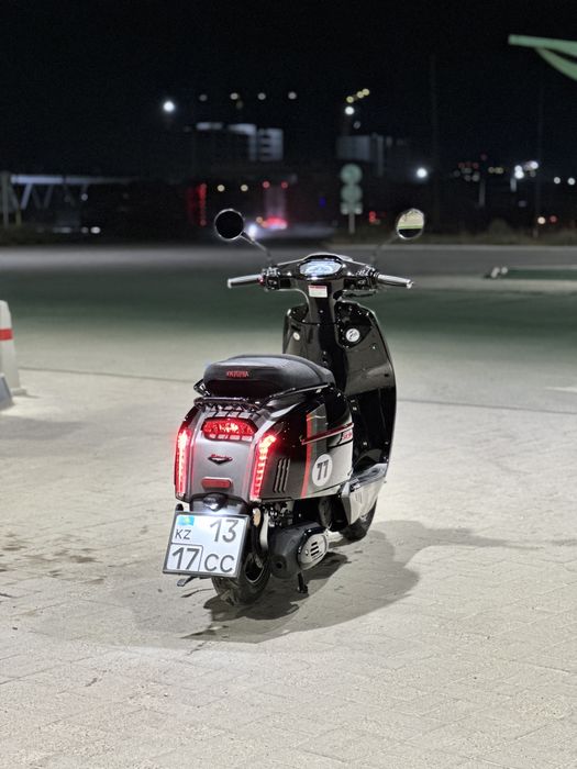 Мопет  Vectoria..