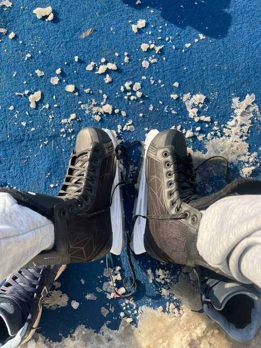 Продам коньки 41 размер