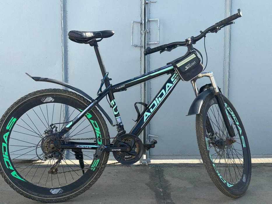 Спортивный вилк сотилади