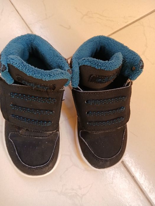 Денцки зимни маратонки