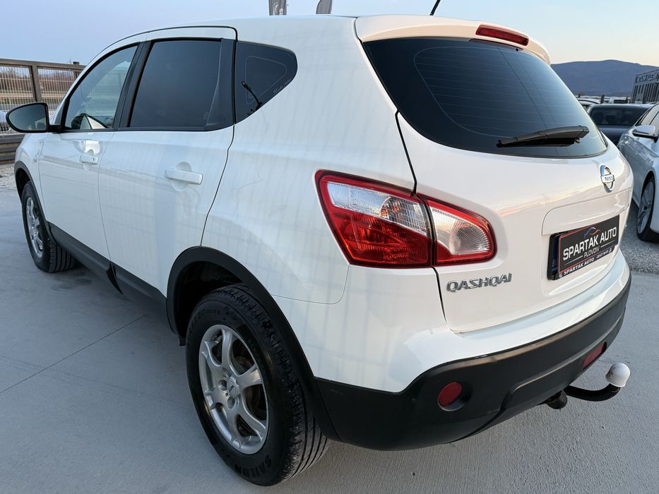 Nissan Qashqai 1.5D* 2011г* 4X4* 187.000КМ* НОВА* РЪЧКА* ТЕГЛИЧ*